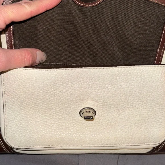 Vintage Coach White and Brown Penble Leather bag - Picture 16 of 16